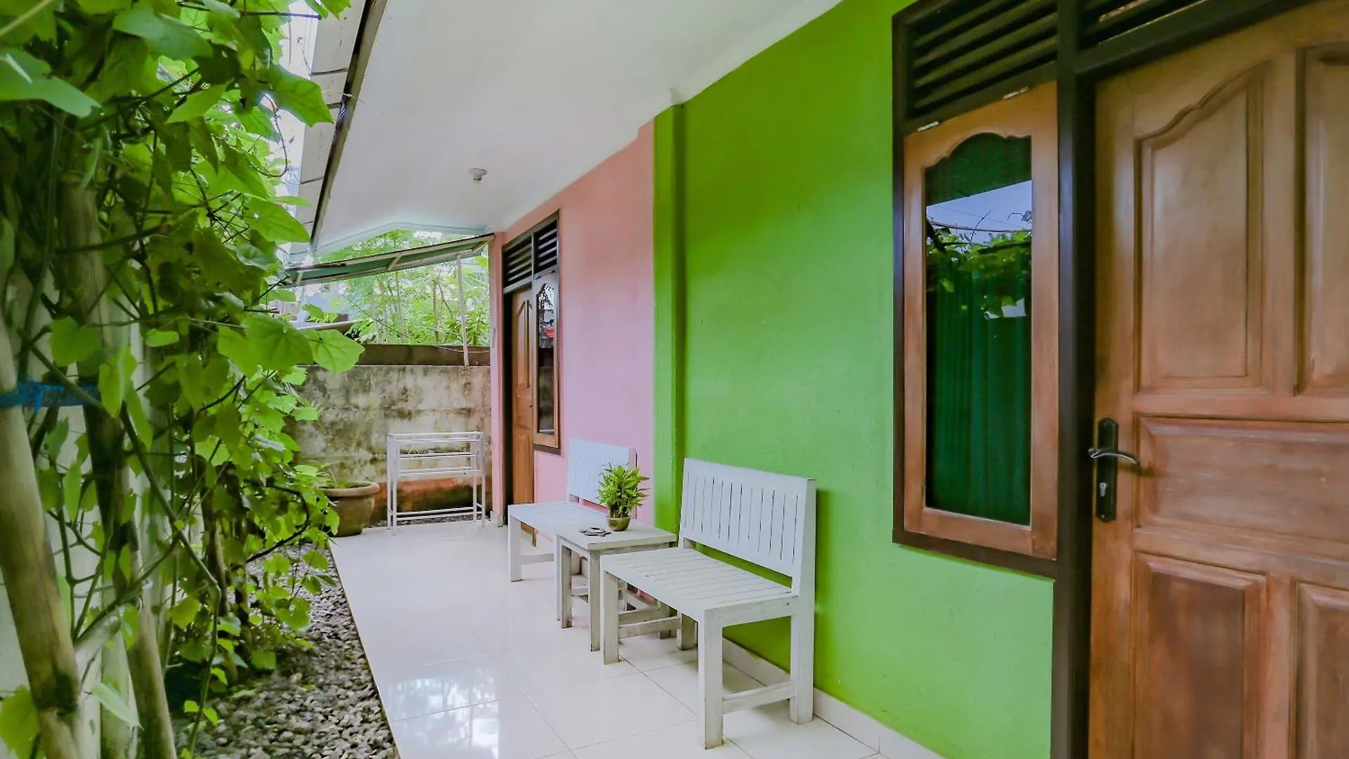 Oyo Life 90301 Hidden Village Uluwatu Jimbaran Ινδονησία